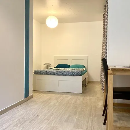 Privatunterkunft Camelias - Chambre Privee, Proche Mer